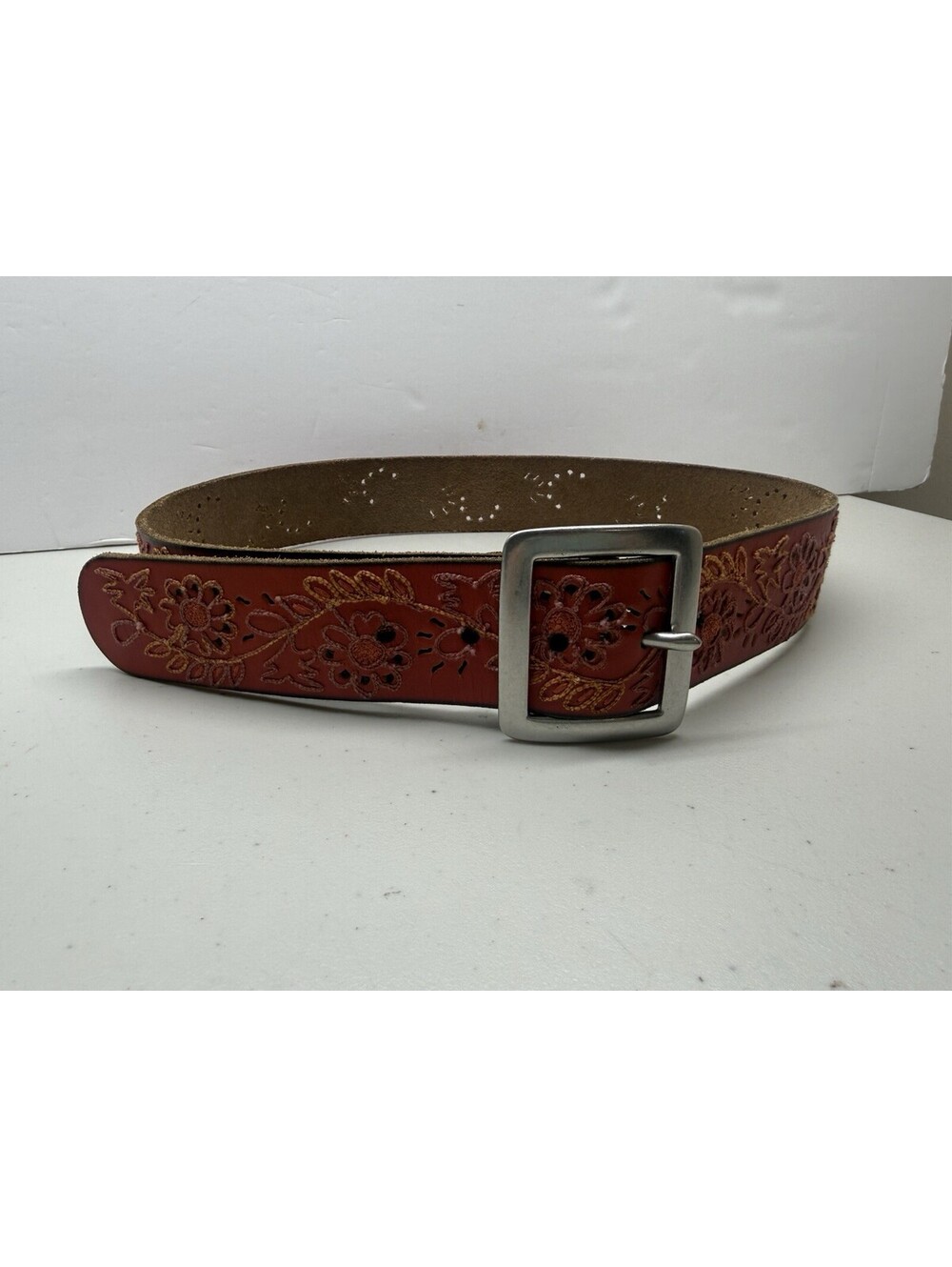 Lucky Brand Womens Small Red Leather Embroidered Belt Buror 629 Silver Buckle - Picture 2 of 6